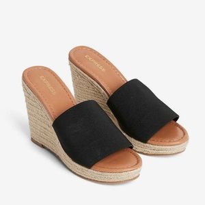 Express Stretch Slide Wedge Sandal SZ 8